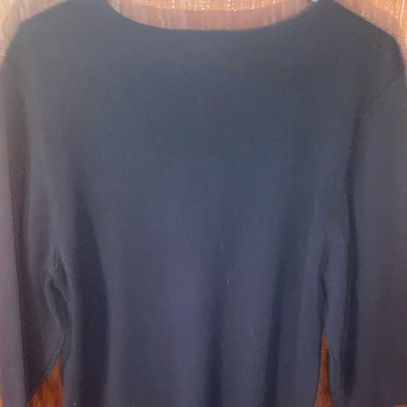 🖤♠️Black Sweater♠️🖤 - Picture 5 of 5